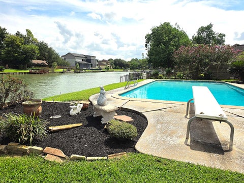 Homes For Sale - 107 Saint Marks St<br/> Fort Bend County, Sugar Land, TX 77478