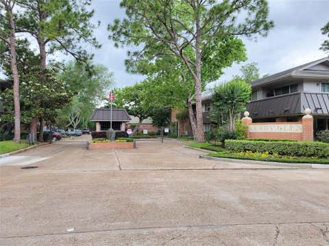 Photo of 6443 Bayou Glen Road, Houston, TX 77057 (MLS # 2480195)