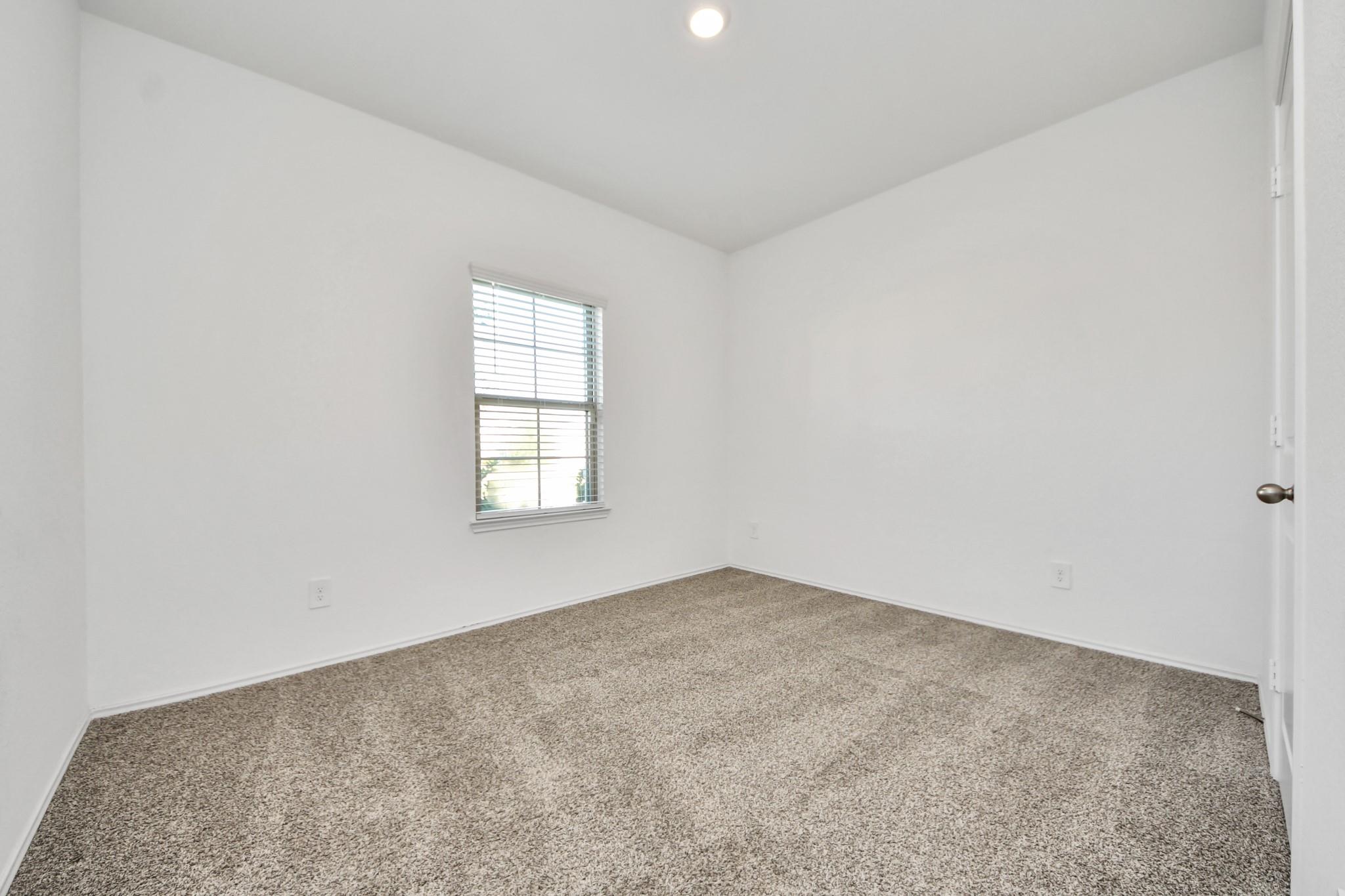 5122 Hedgerose Lane