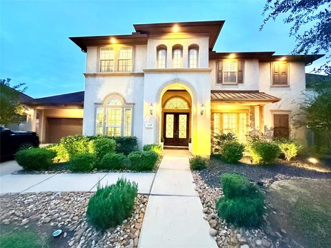Photo of 5707 Avon Landing Lane, Sugar Land, TX 77479 (MLS # 69028717)
