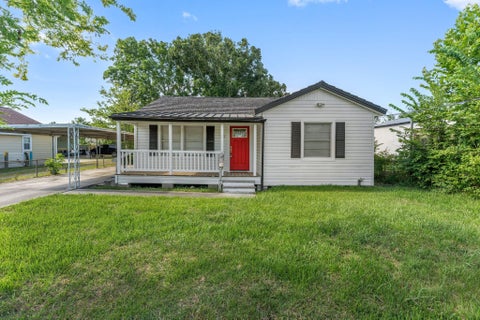 Homes For Sale - 2427 Hodges Street<br/> Harris County, Baytown, TX 77521