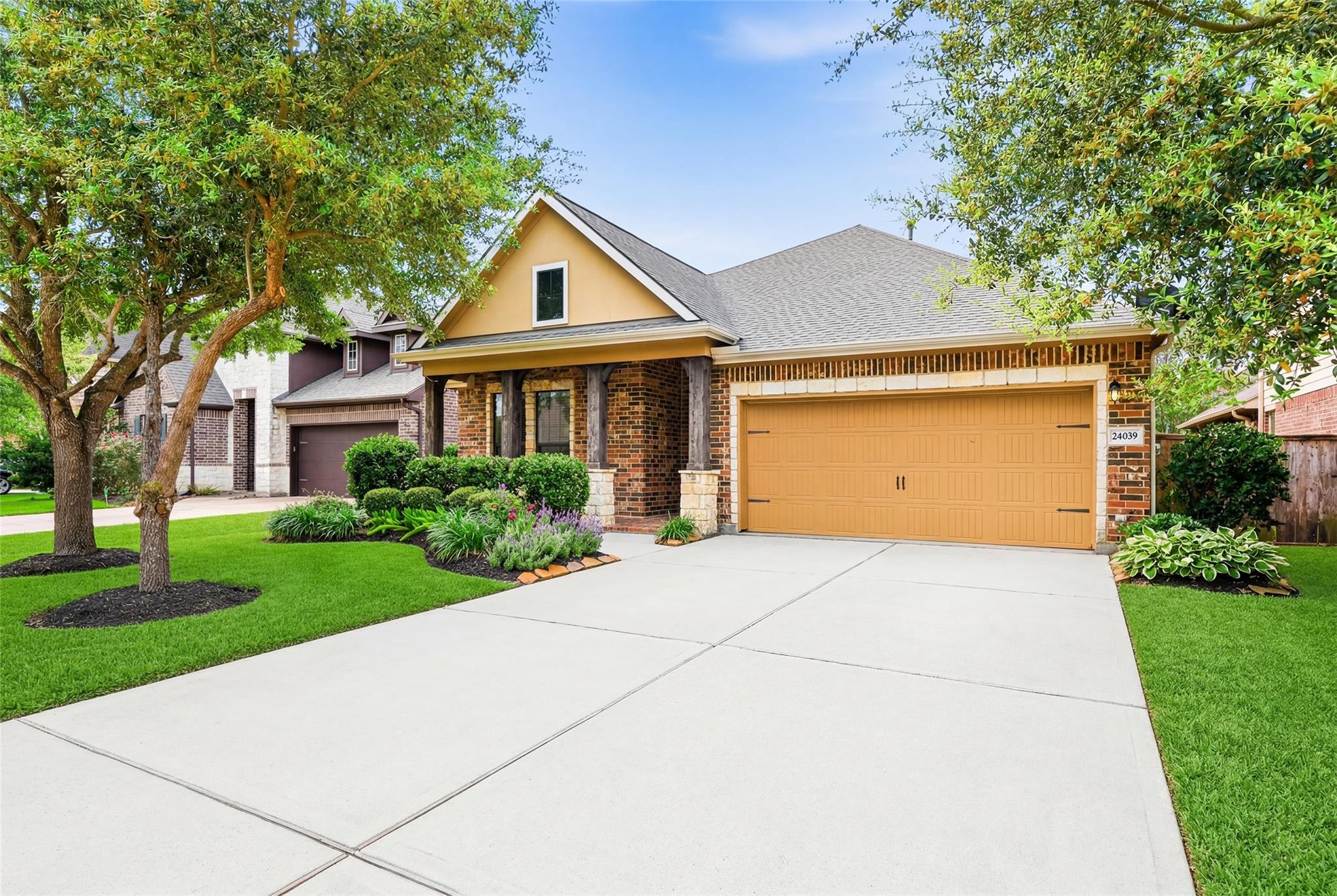 24039 Via Renata Dr