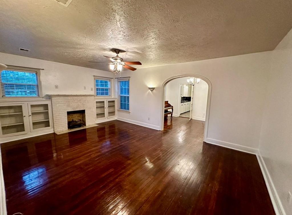 Photo of 212 W Hunnicutt Street #1, Baytown, TX 77520 (MLS # 79035161)