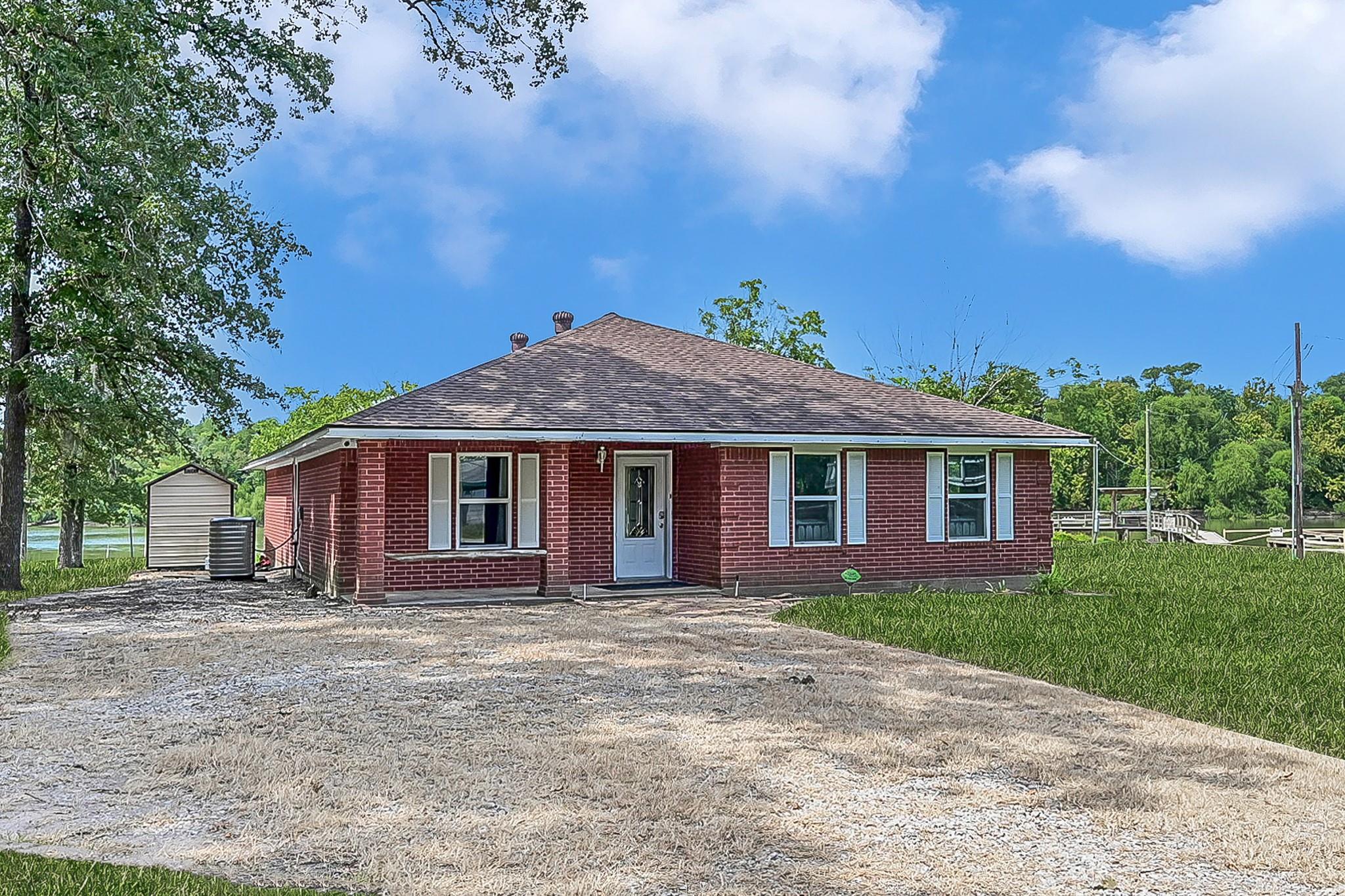 361 S Lakeside Drive