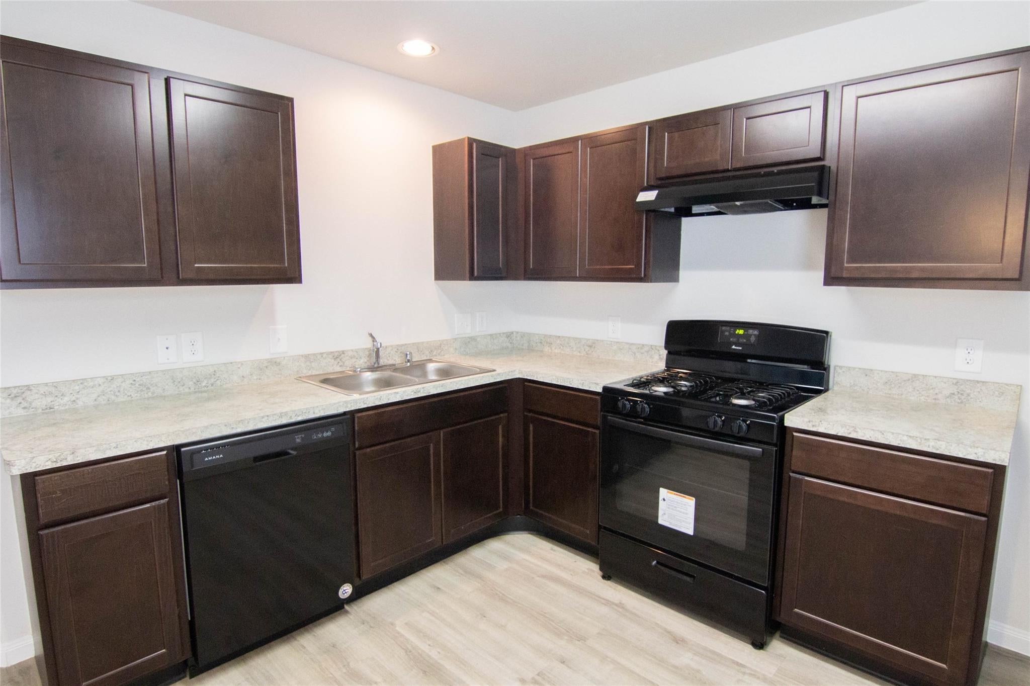 5602 Hawksbury Creek Trail