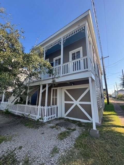 Photo of 610 14th Street, Galveston, TX 77550 (MLS # 53771164)
