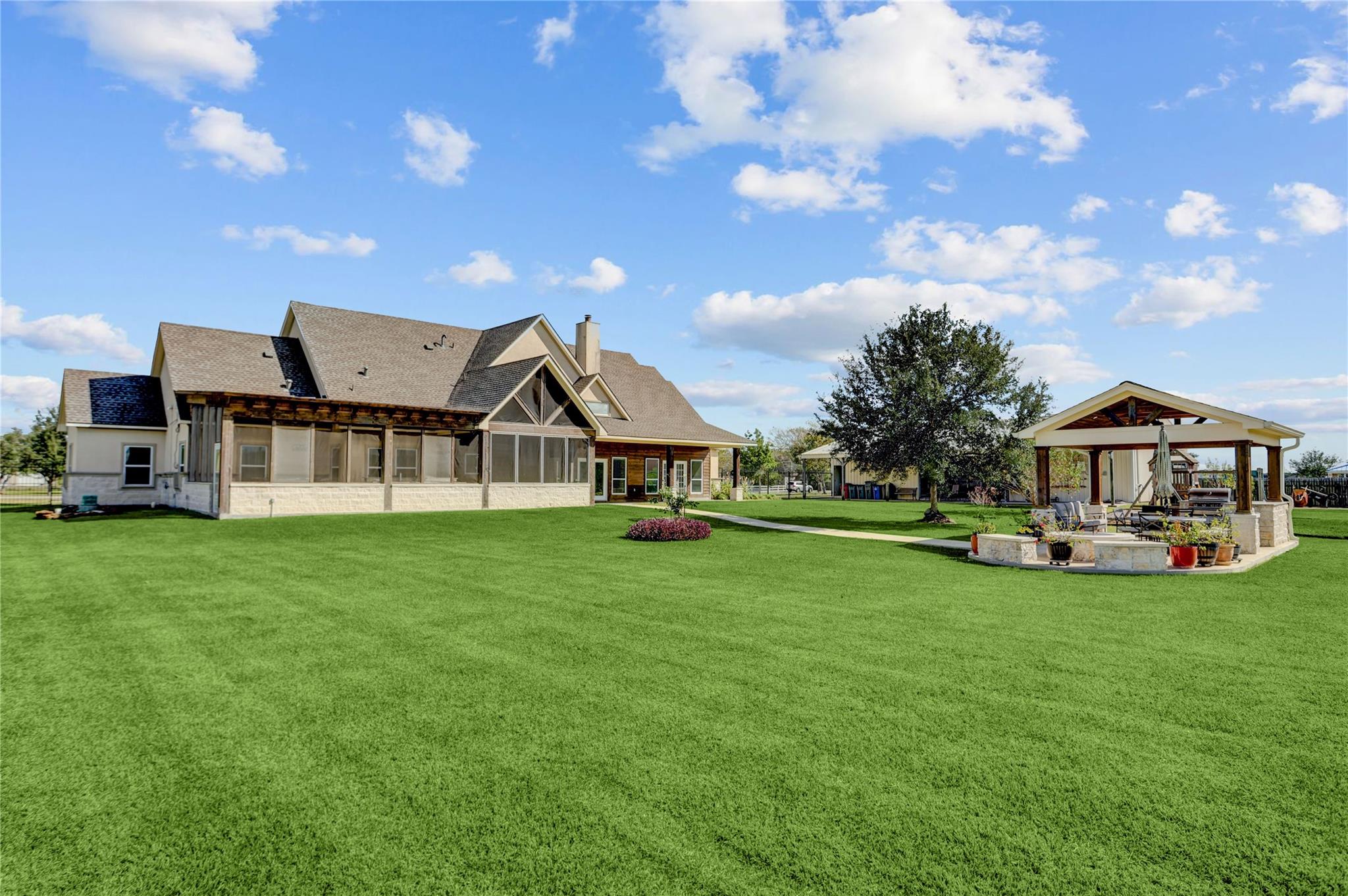 1153 County Road 150