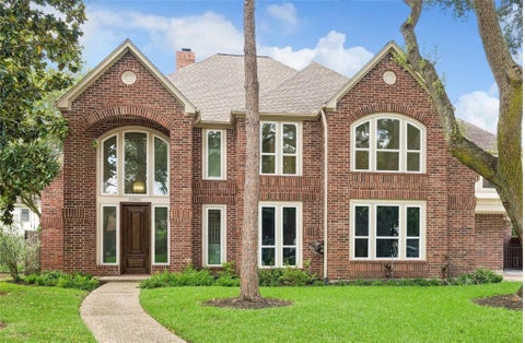 Photo of 15911 Redwood Place Drive, Houston, TX 77079 (MLS # 72242509)