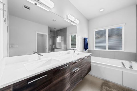 Tiny photo for 2307 Clementine Street, Houston, TX 77020 (MLS # 12390247)