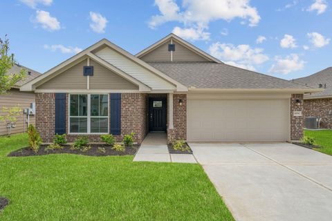 Photo of 10631 Ellerston Road, Cleveland, TX 77327 (MLS # 927603) Photo of 10631 Ellerston Road, Cleveland, TX 77327 (MLS # 927603)