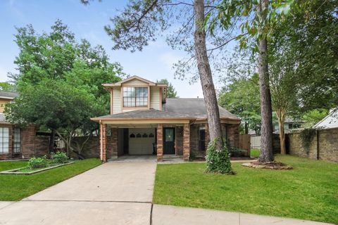 Photo of 7774 High Village Drive, Houston, TX 77095 (MLS # 3913012)
