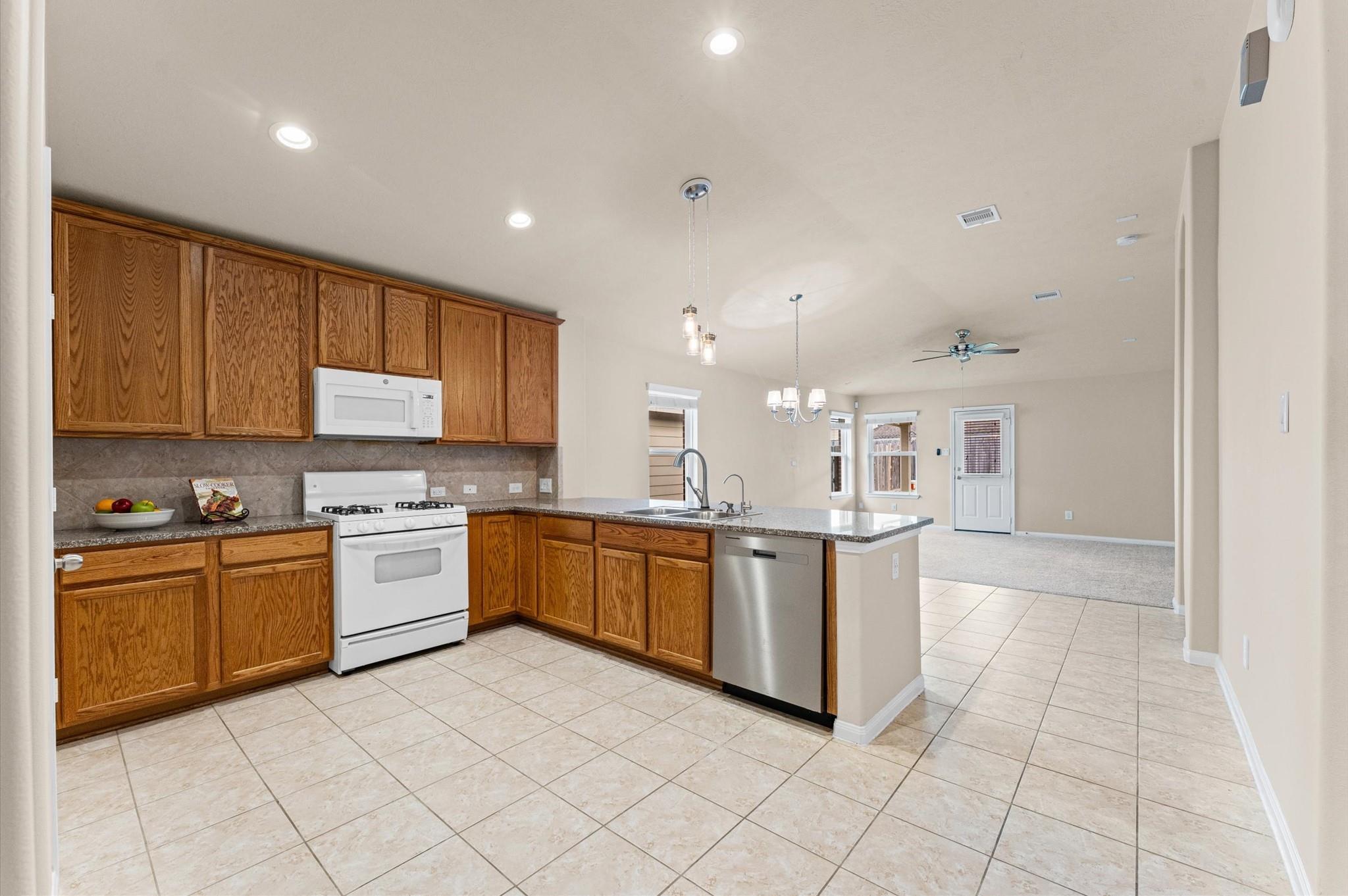 24530 Lakecrest Town Drive