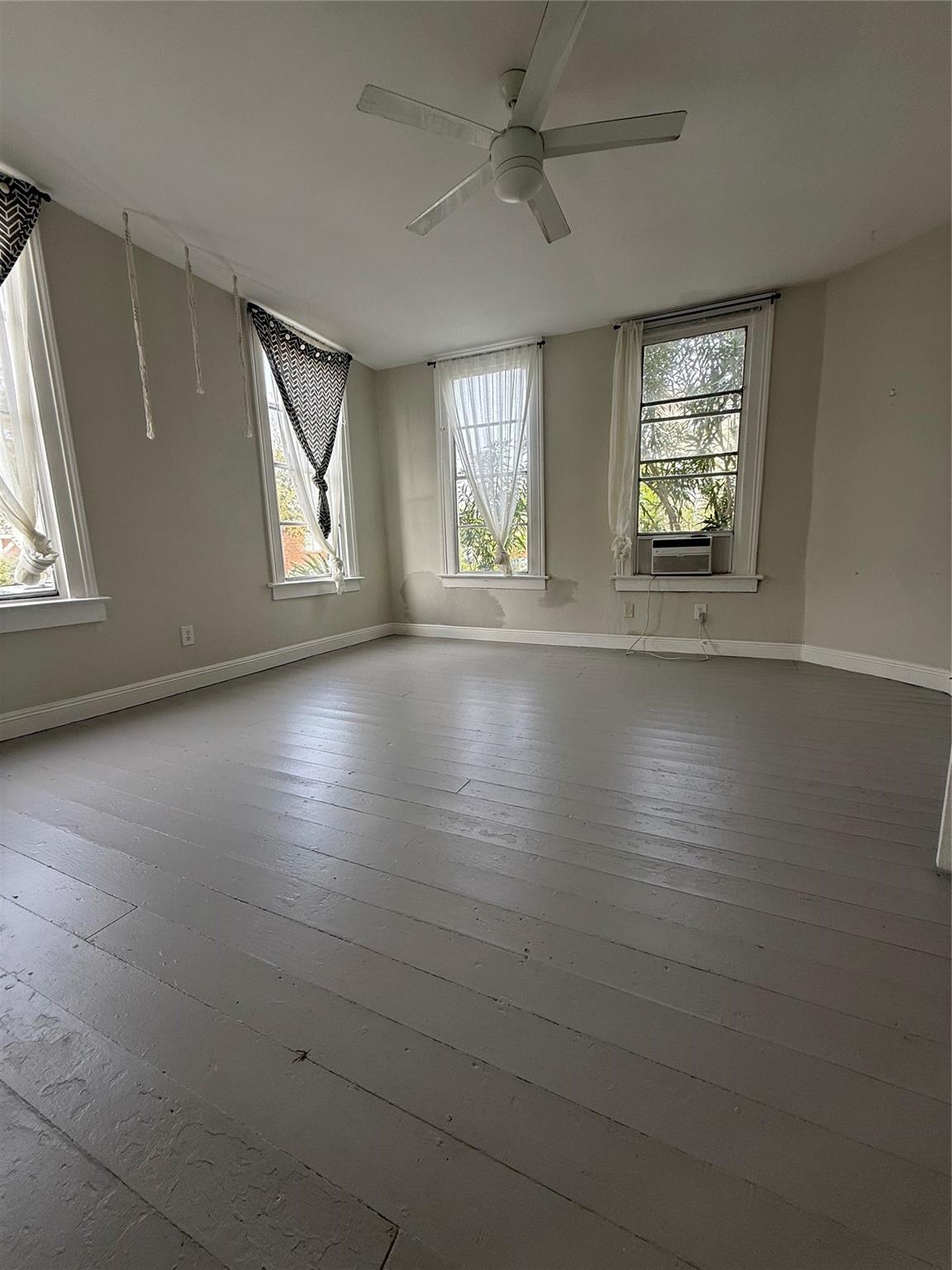 2121 Avenue K Down