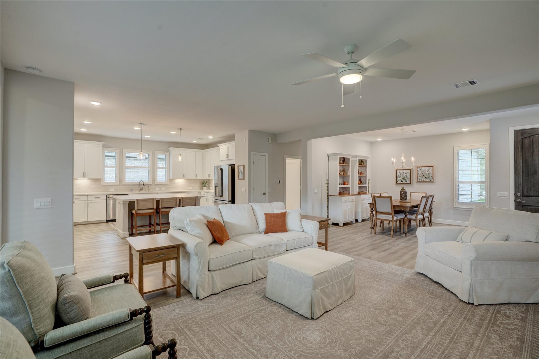 235 N Wild Petunia Trail