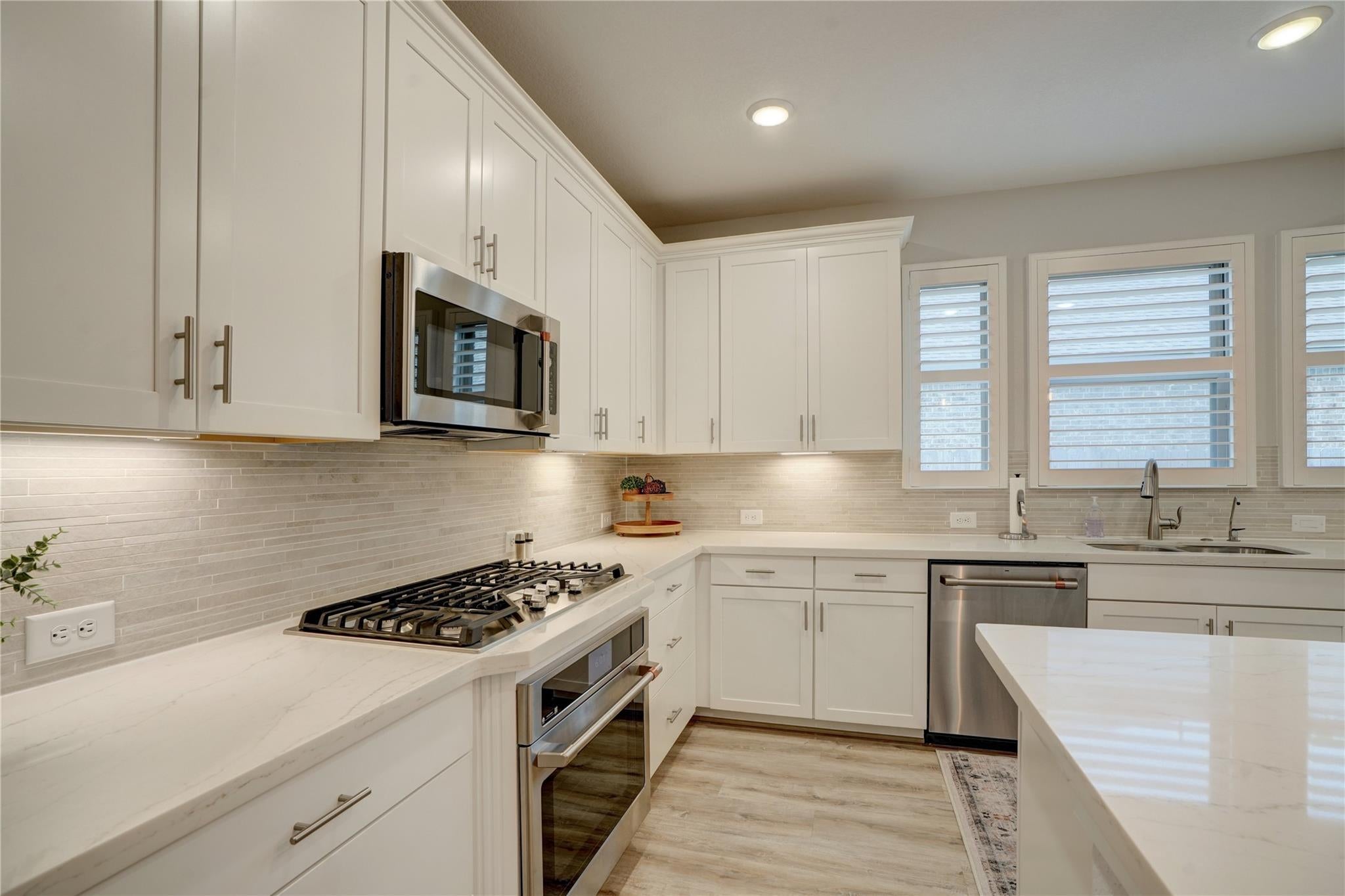 235 N Wild Petunia Trail