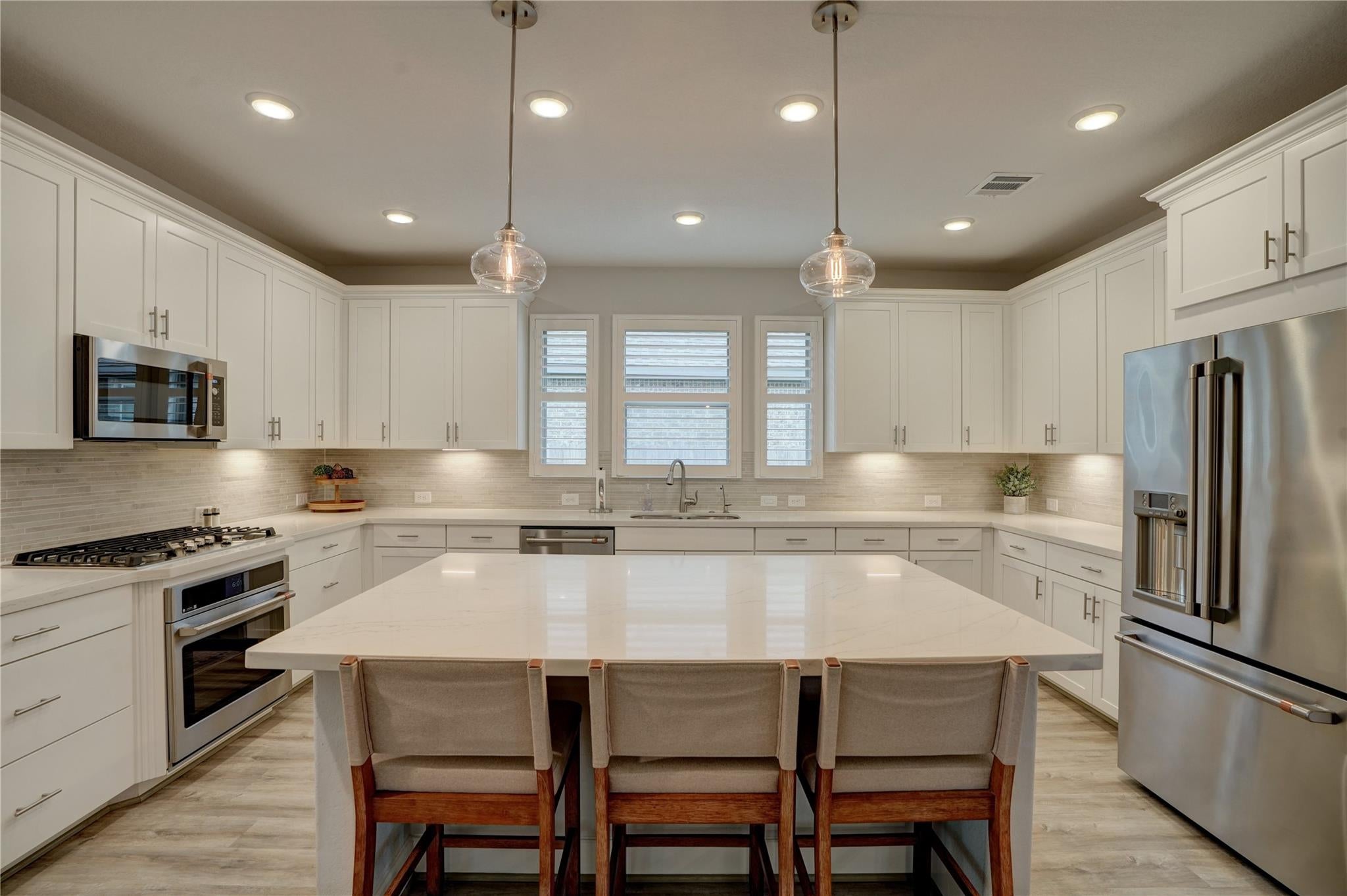 235 N Wild Petunia Trail