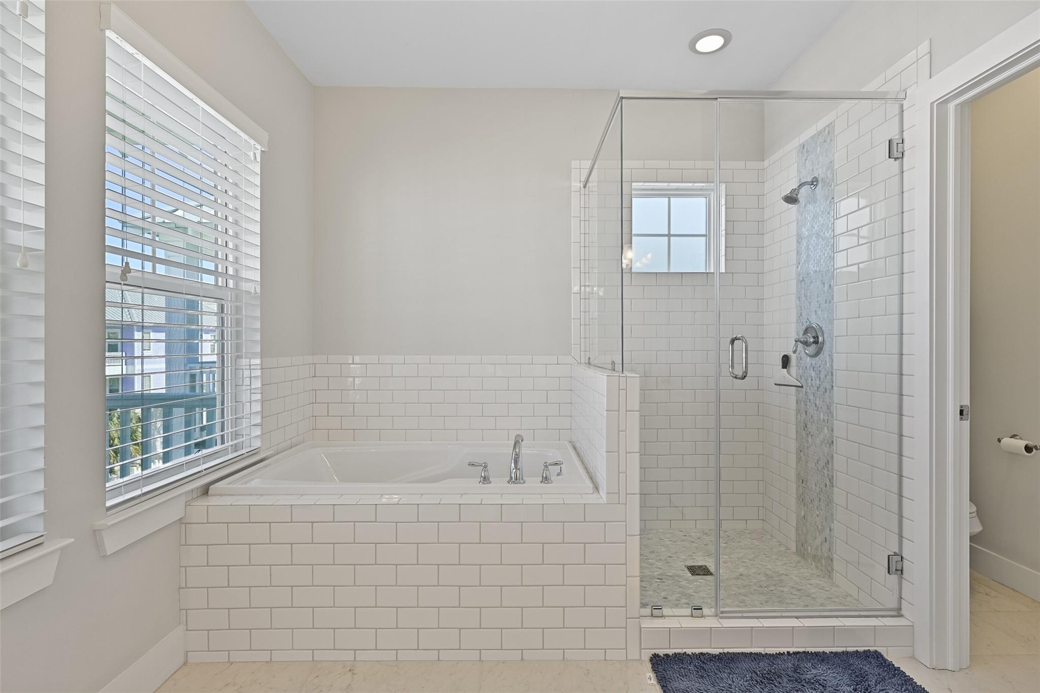 Galveston, Texas, 77554, United States, 4 Bedrooms Bedrooms, ,4 BathroomsBathrooms,Residential,Active,2024195