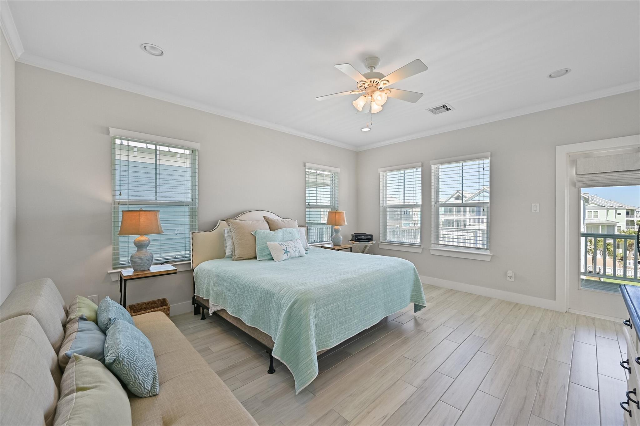 Galveston, Texas, 77554, United States, 4 Bedrooms Bedrooms, ,4 BathroomsBathrooms,Residential,Active,2024195