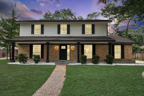 Photo of 5731 Lodge Creek Drive, Houston, TX 77066 (MLS # 58687472)