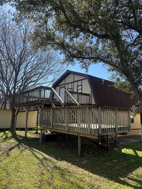 Photo of 1312 N Avenue R, Freeport, TX 77541 (MLS # 42072786)
