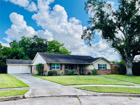 Photo of 5118 Lymbar Drive, Houston, TX 77096 (MLS # 4016931)