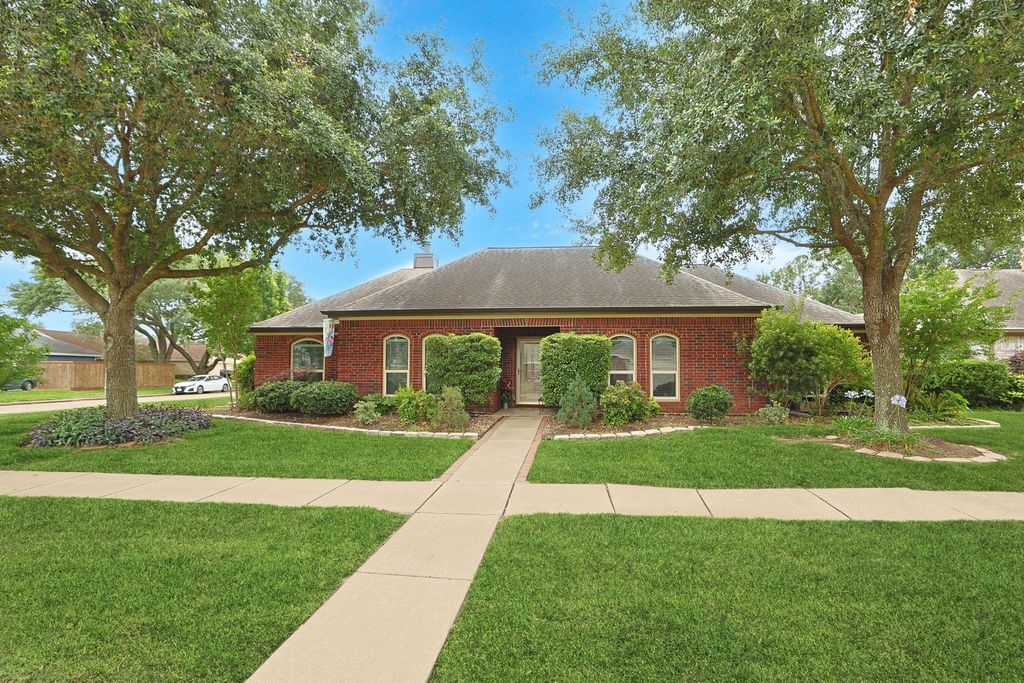 Photo of 19915 Brandon Oaks Way, Katy, TX 77449 (MLS # 86534218)