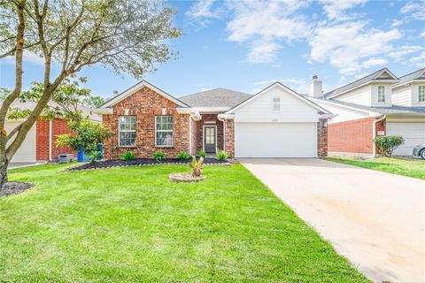 Photo of 6523 Morningsage Lane, Houston, TX 77088 (MLS # 92067614)