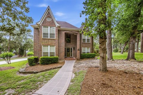 Photo of 30 Royal Dalton Circle, Conroe, TX 77304 (MLS # 51835403)