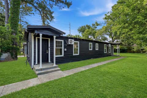 Photo of 8038 Record Street #B, Houston, TX 77028 (MLS # 90008766)