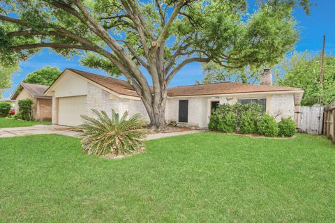 Photo of 2406 Quiver Lane, Houston, TX 77067 (MLS # 88366757)