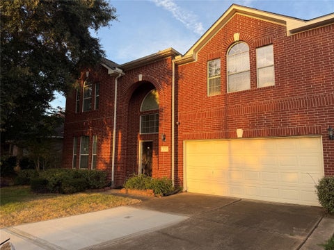 Photo of 10331 Low Bridge Lane, Sugar Land, TX 77498 (MLS # 19974385)