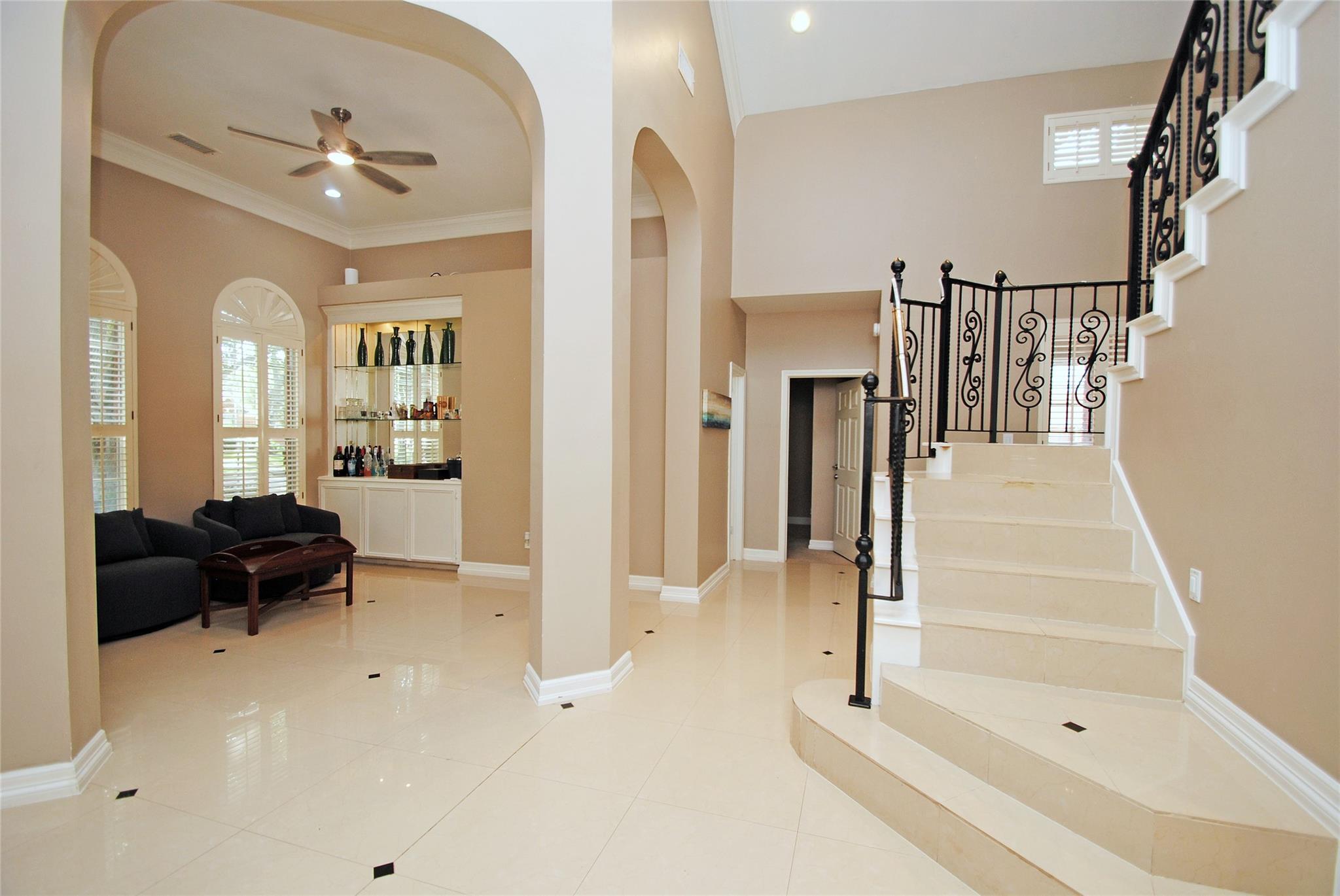 2714 Gregway Lane