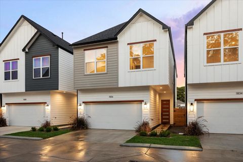 Photo of 1830 W Tidwell Road Rd, Houston, TX 77091 (MLS # 14069136)