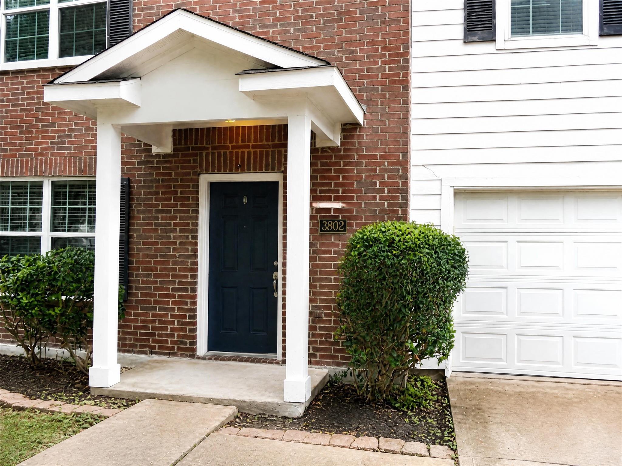 3802 Cloudbluff Lane