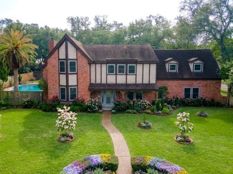 Photo of 8515 Twelve Oaks Drive, Texas City, TX 77591 (MLS # 25694997)