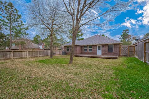 Tiny photo for 2 Garden Lodge Place, The Woodlands, TX 77382 (MLS # 68112831)