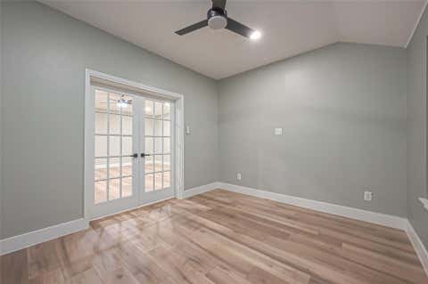 Tiny photo for 2 Garden Lodge Place, The Woodlands, TX 77382 (MLS # 68112831)