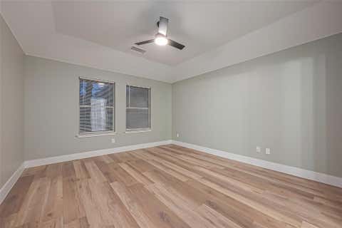 Tiny photo for 2 Garden Lodge Place, The Woodlands, TX 77382 (MLS # 68112831)
