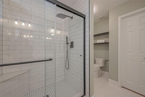 Tiny photo for 2 Garden Lodge Place, The Woodlands, TX 77382 (MLS # 68112831)