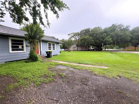 Multifamily For Rent - 3521 4th Street<br/> Bay City, TX 77414
