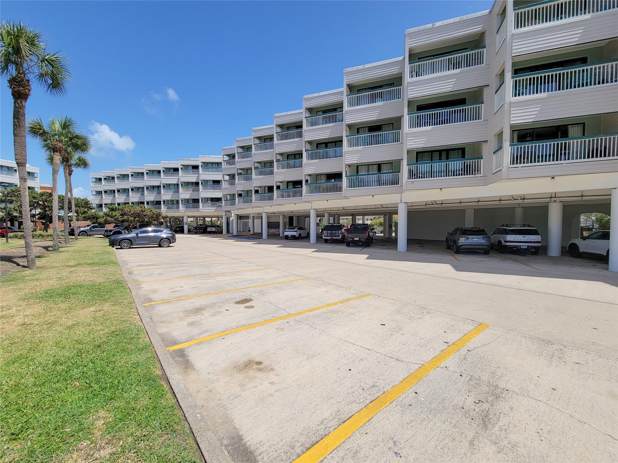 6102 Seawall Boulevard 330