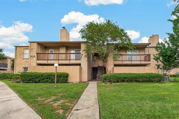 10555 TURTLEWOOD CT UNIT 1006, HOUSTON, TX 77072 - Image 2ce5cd6fcfb28f977de297c982bcf56f/1980519271