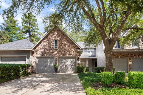 Photo of 30 Endor Forest Place, The Woodlands, TX 77382 (MLS # 78785628)