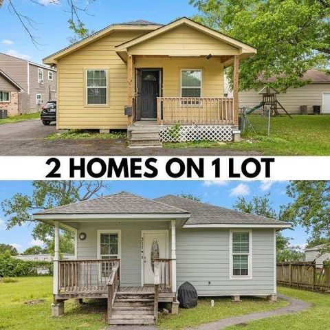 Photo of 311 S 3rd Street, Highlands, TX 77562 (MLS # 15609248)