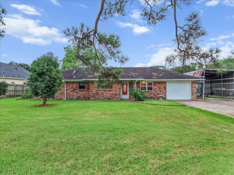 Photo of 15918 Spinks Road, Alvin, TX 77511 (MLS # 19042433)