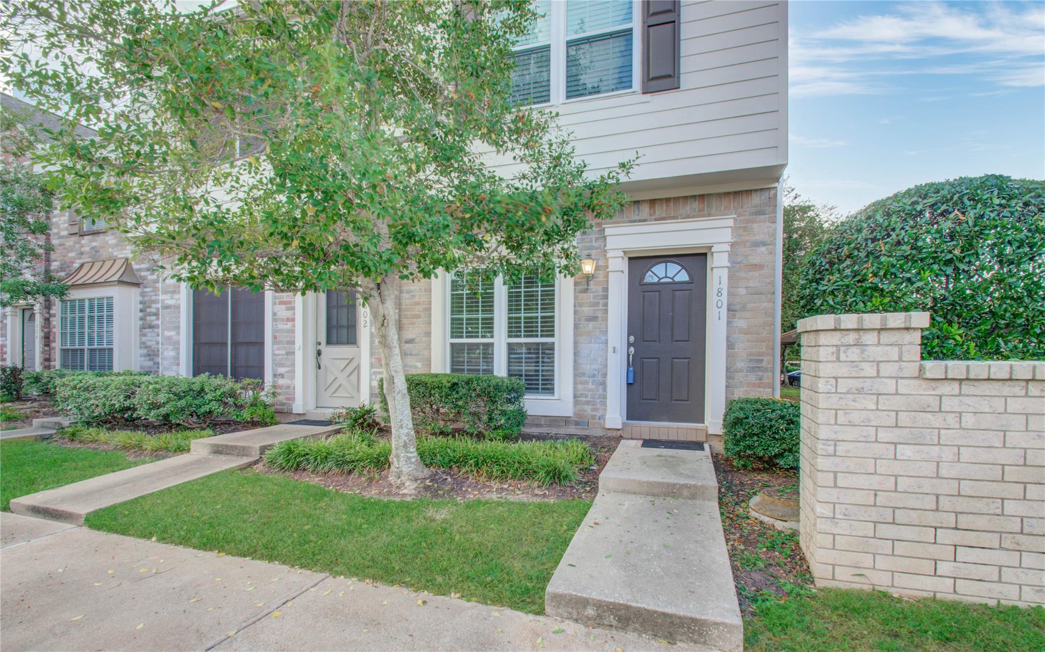 2910 Grants Lake Boulevard 1801