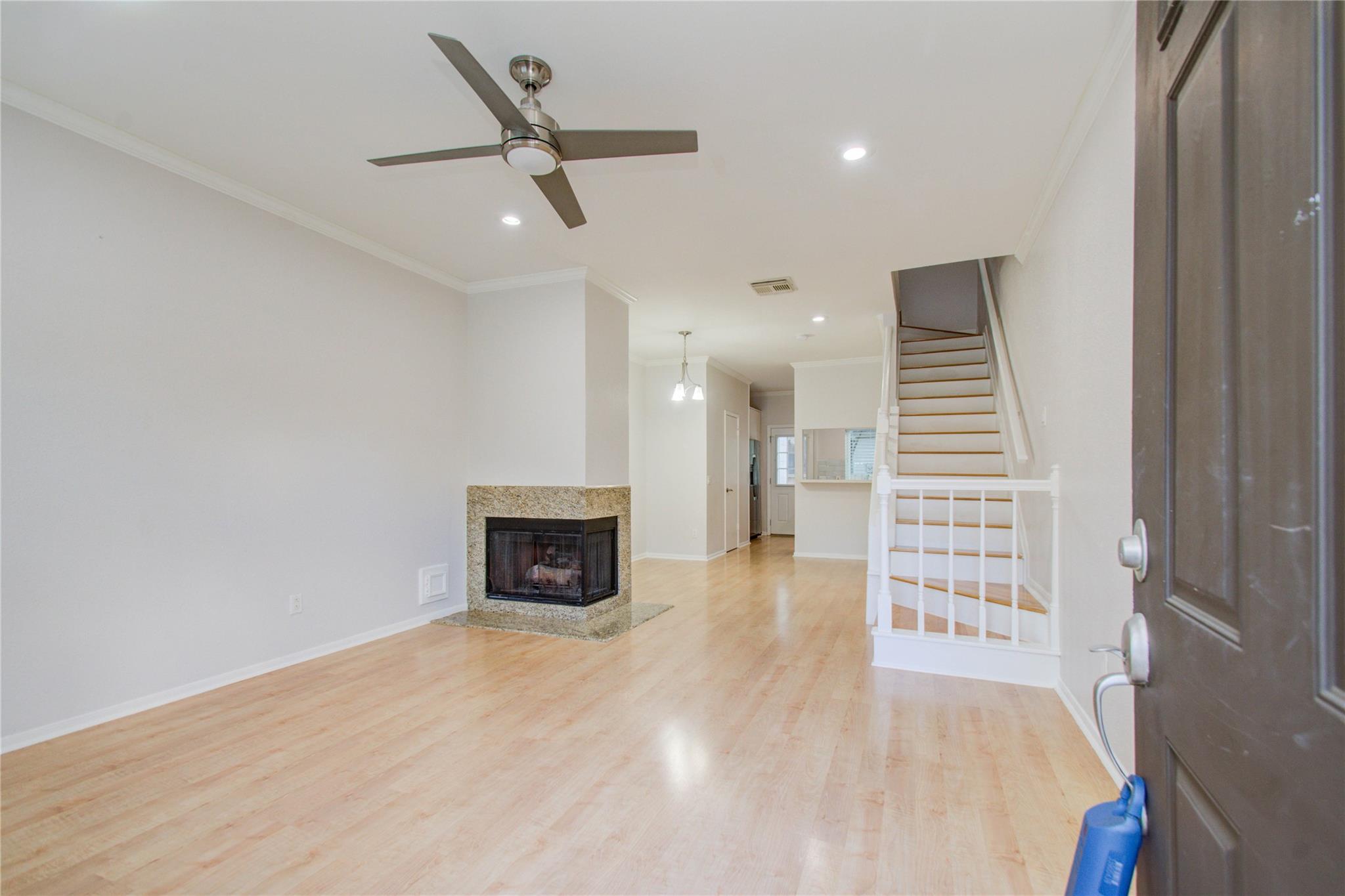 2910 Grants Lake Boulevard 1801