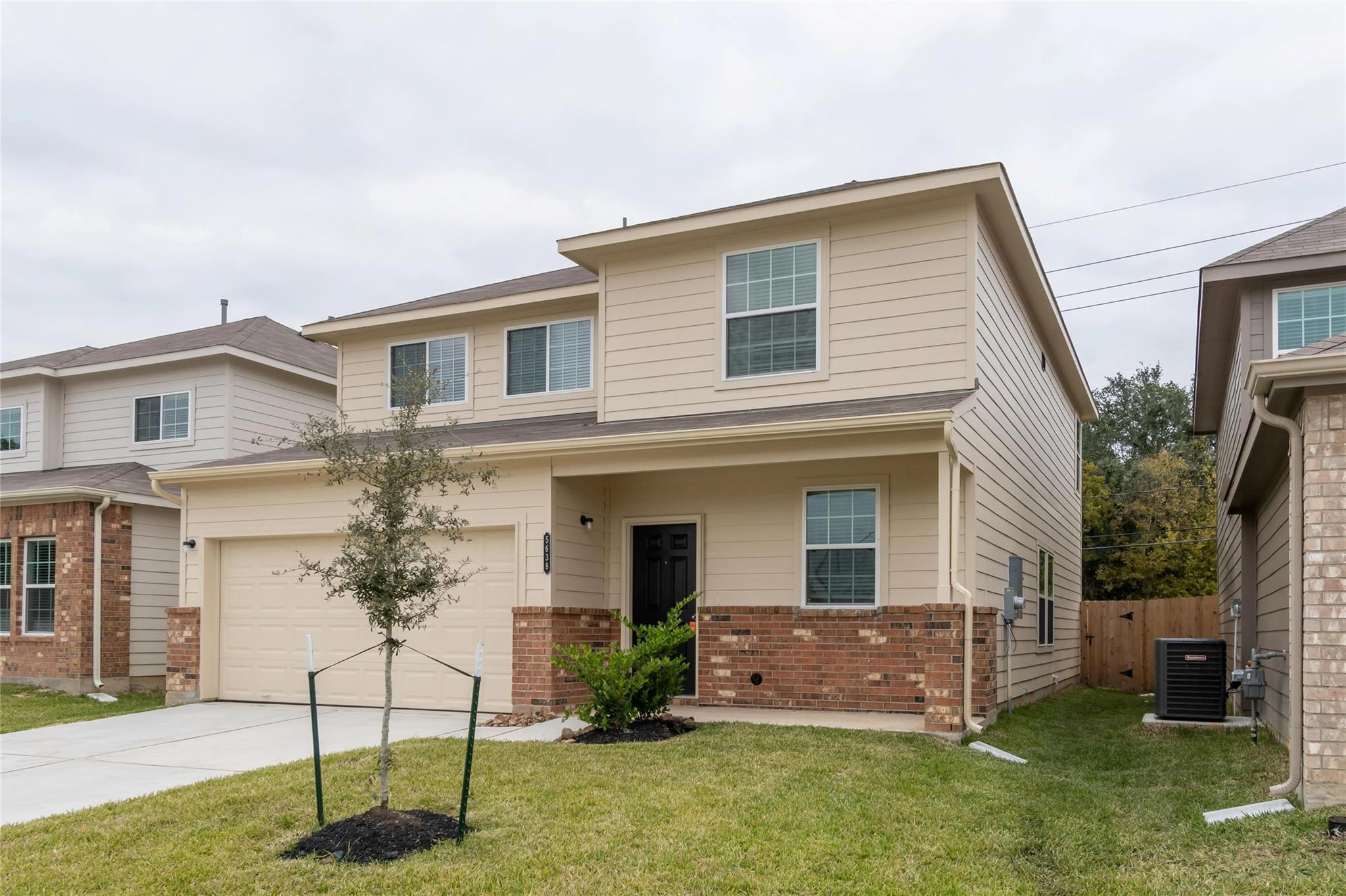 5638 Hawksbury Creek Trail