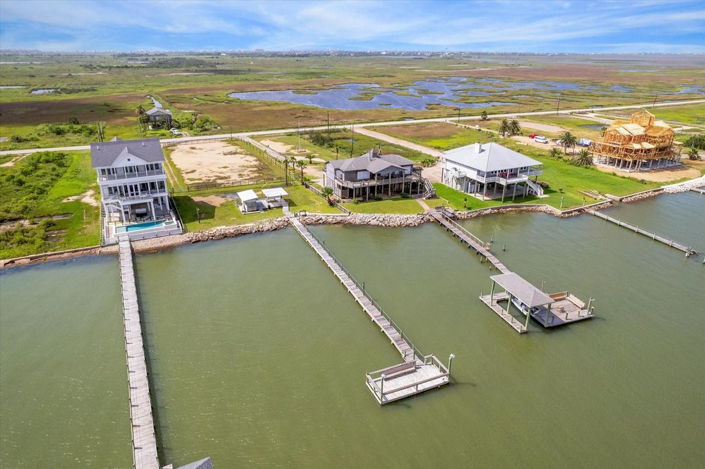 Photo of 11142 Sportsman Road, Galveston, TX 77554 (MLS # 18007794)