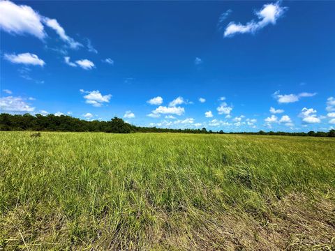 Vacant Land For Sale - 2101 W Bayshore Road<br/> Chambers County, Anahuac, TX 77514